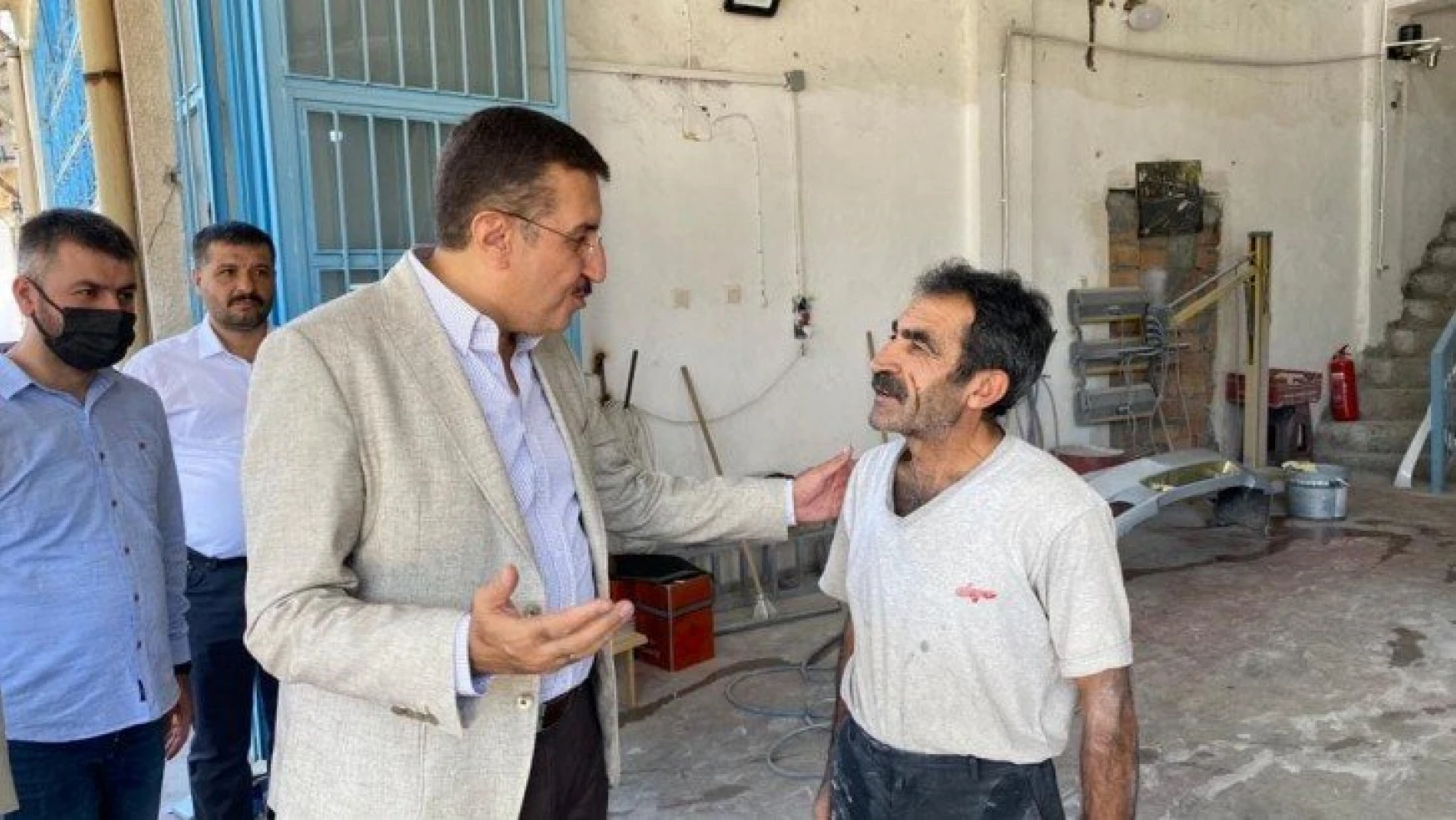 Tüfenkci, Özsan Sanayi Sitesi esnafını ziyaret etti