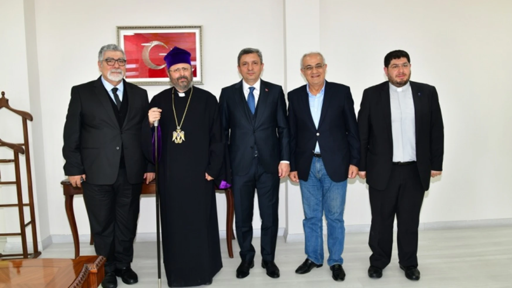 Türkiye Ermenileri Patriği Kadasetli Sahak II'den Vali Hulusi Şahin'e Ziyaret