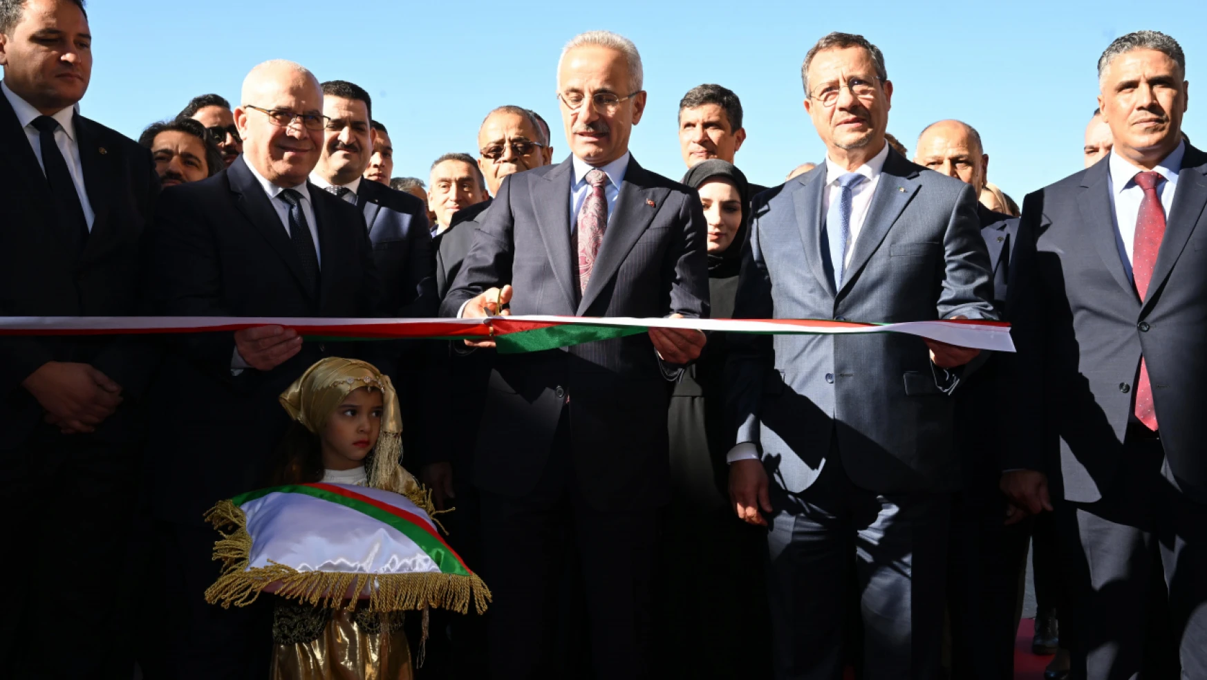 Ulaştırma Ve Altyapı Bakanı Abdulkadir Uraloğlu, Cezayir'de 19. Uluslararası Bayındırlık Fuarı'nın Açılışını Gerçekleştirdi