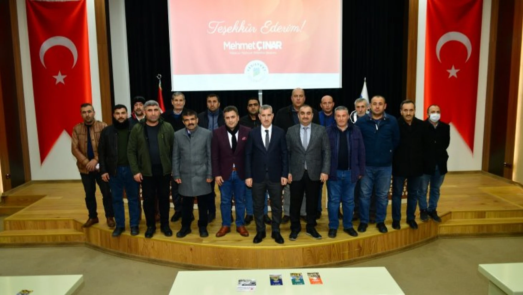 Yeşilyurt Belediye Başkanı Mehmet Çınar, Temizlik İşleri Müdürlüğü Yetkilileriyle Bir Araya Geldi