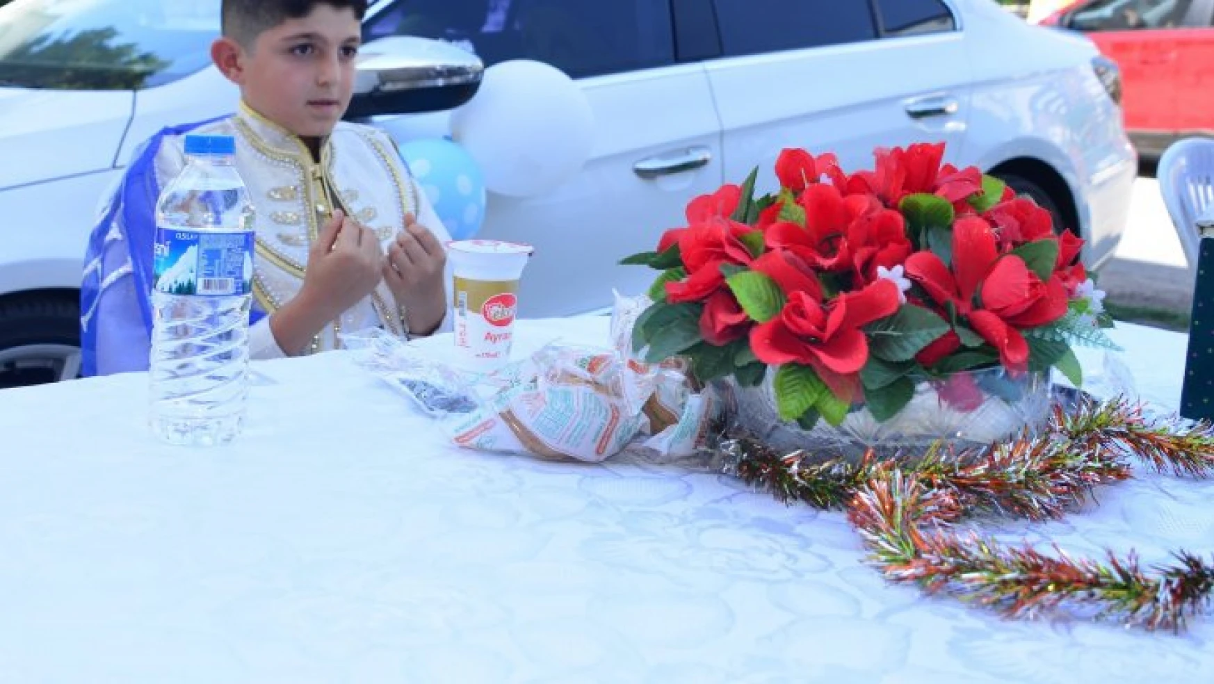 Yeşilyurt Belediyesi, 10 Yaşındaki Berat'ın 'Sünnet Töreni' Hayalini Gerçeğe Dönüştürdü