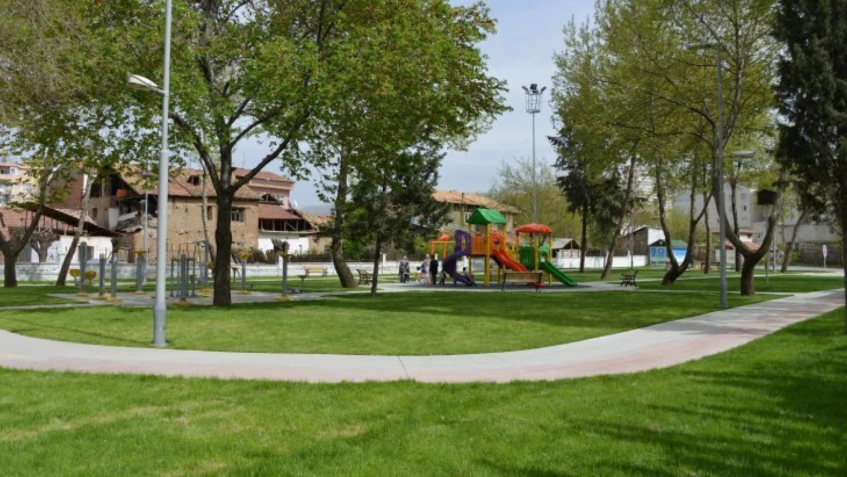 Yeşilyurt Belediyesi, 203'ncü Parkı Seyran Mahallesine İnşa Ediyor