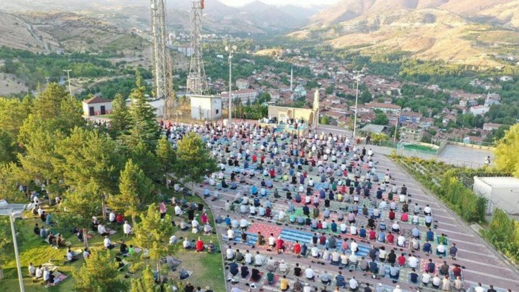 Yeşilyurt Belediyesi Gedik Namazgâh'ta Bayram Namazı Heyecanı Yaşandı