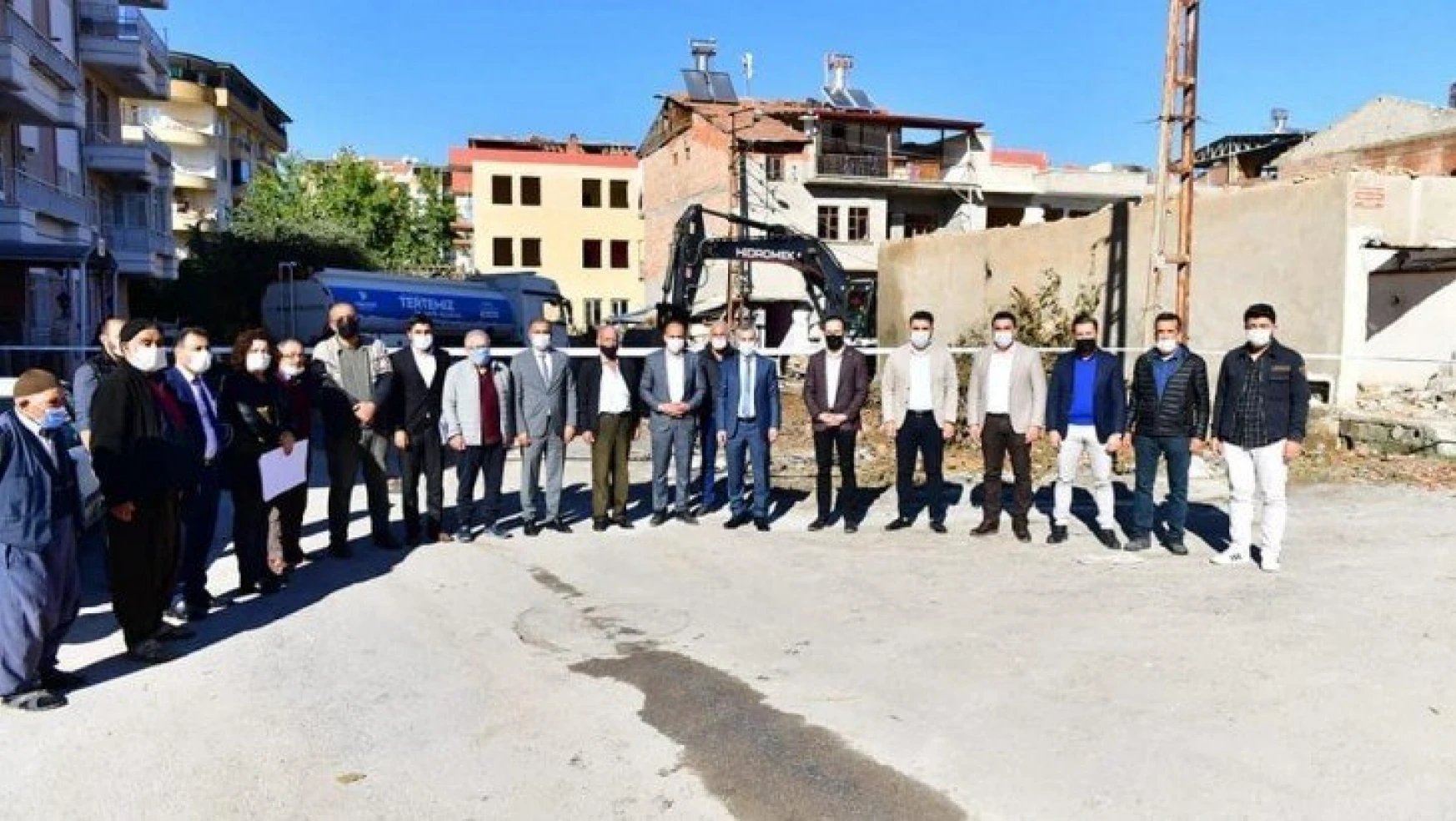 Yeşilyurt Belediyesi, Turgut Özal Mahallesi Kentsel Dönüşüm Projesine Başladı