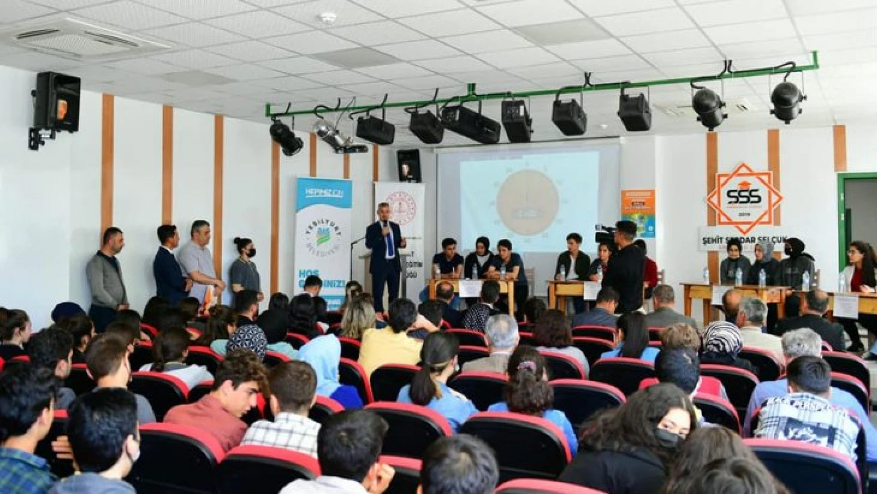Yeşilyurt Belediyesinin Destekleriyle Liseler Arası Ödüllü 'Çevre Bilinci Ve Sıfır Atık' Bilgi Yarışması Düzenlendi