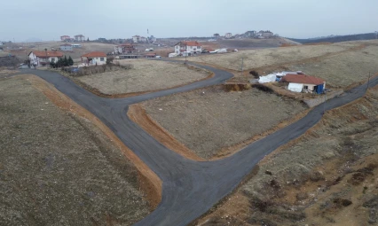 Kıraç Mahallesinde Yol Çalışmaları Tamamlandı