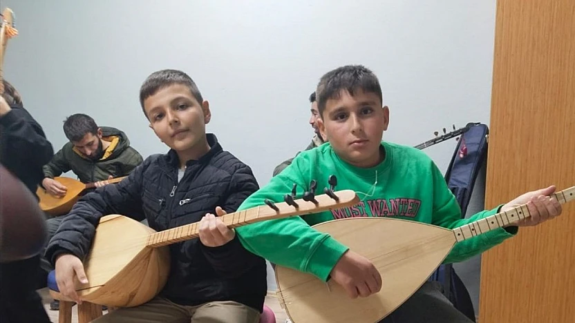 Arguvan'da bağlama ve piyano kursu açıldı